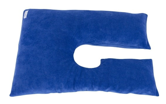 Blauwe wasbare hoes voor Rebacare oorkussen met uitsparing voor het oor ter preventie van drukplekken.