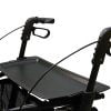 Dienblad voor de rollator Topro in de kleur zwart die eenvoudig is te bevestigen op de zitting