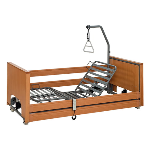 Hoog/laagbed Ecofit S Plus van het merk Tecfor met zijhekken en bedpapegaai. seniorenbed, elektrisch bed, zorgledikant